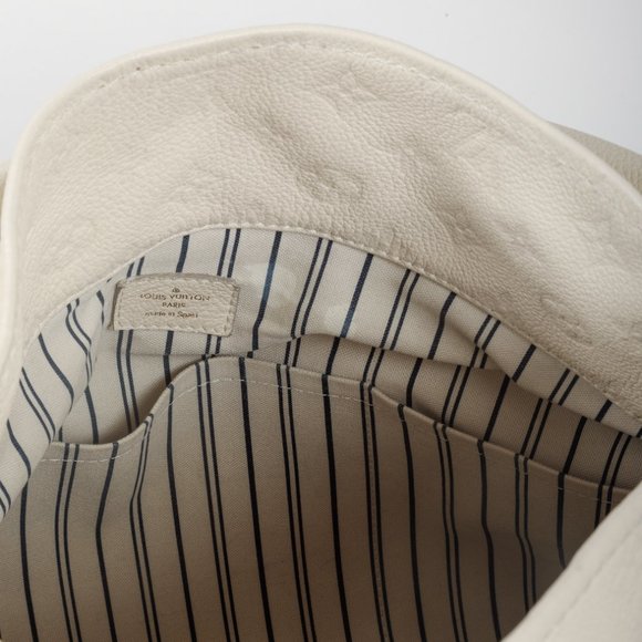 Louis Vuitton White Monogram Empreinte Artsy MM - Picture 10 of 13